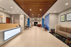 Holiday Inn Express Hotel & Suites Lavonia by IHG