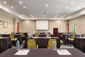 Holiday Inn Express Hotel & Suites Lavonia by IHG