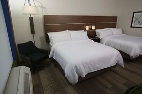 Holiday Inn Express & Suites Airport - Lincoln by IHG