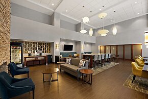 Hampton Inn & Suites Poughkeepsie
