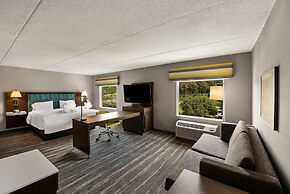 Hampton Inn & Suites Poughkeepsie