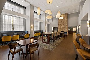 Hampton Inn & Suites Poughkeepsie