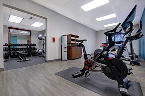 Hampton Inn & Suites Tulare