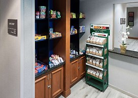 Hampton Inn & Suites Tulare