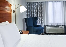 Hampton Inn & Suites Tulare