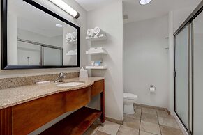 Hampton Inn & Suites Tulare