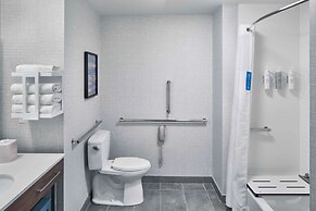 Hampton Inn & Suites Saratoga Springs Downtown