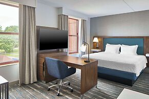 Hampton Inn & Suites Saratoga Springs Downtown
