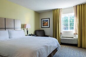 Candlewood Suites Colonial Heights Fort Lee by IHG