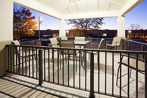 Candlewood Suites Milwaukee Brown Deer by IHG