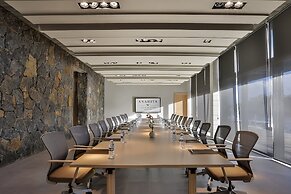 Anahita Golf & Spa Resort