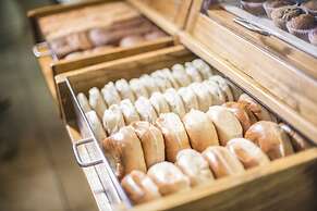 Seven Stars Resort & Spa