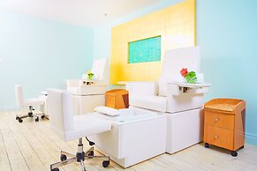 Seven Stars Resort & Spa