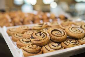 Seven Stars Resort & Spa