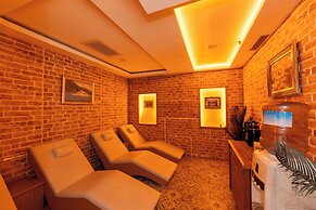 Pera Tulip Hotel & SPA