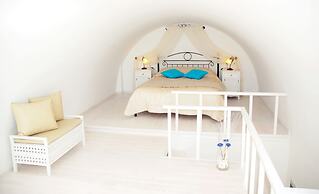 Reverie Santorini Hotel