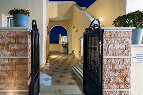 Reverie Santorini Hotel