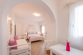 Reverie Santorini Hotel