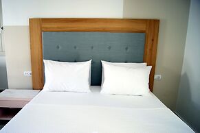 Cascade Holiday Resort