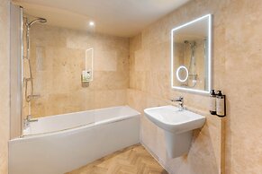 Woodford Bridge Country Club