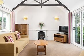 Woodford Bridge Country Club