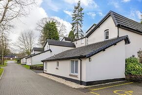 Woodford Bridge Country Club