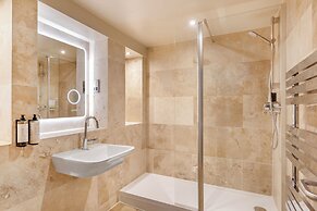 Woodford Bridge Country Club