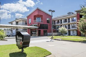 Markham House Suites - Little Rock Medical Center