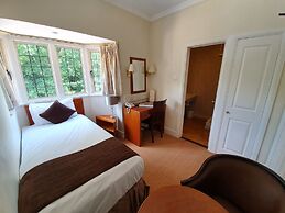 Farnham House Hotel