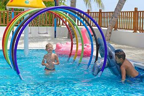 Villa Nautica Paradise Island Resort