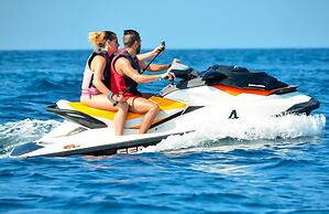 Villa Nautica Paradise Island Resort