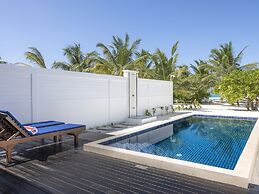 Villa Nautica Paradise Island Resort