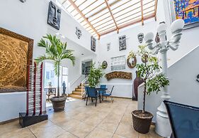 European Life Style Executive Suites & Gallery