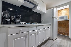 European Life Style Executive Suites & Gallery