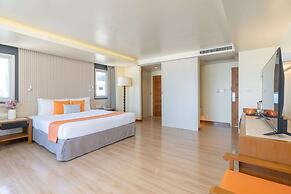 Sunshine Hotel And Residences