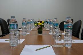 Sunshine Hotel And Residences