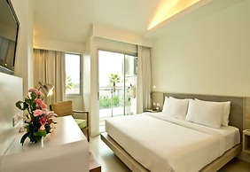 Sunshine Hotel And Residences