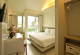 Sunshine Hotel And Residences