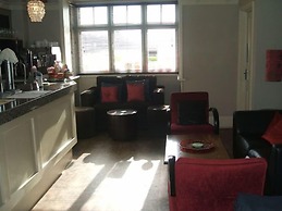 The Cliffemount Hotel