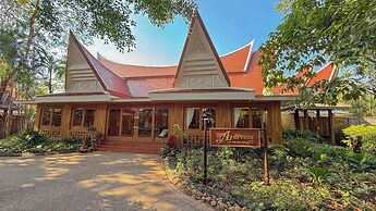 Santhiya Koh Chang Resort