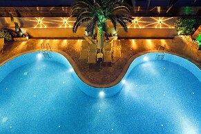 Axos Hotel