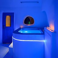 Abyssanto Suites & Spa