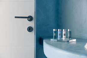 Abyssanto Suites & Spa