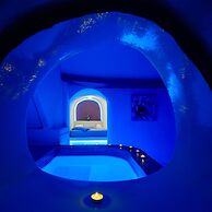 Abyssanto Suites & Spa