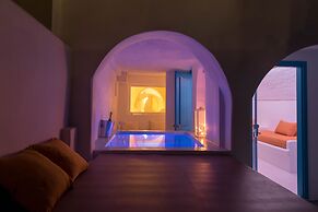 Abyssanto Suites & Spa