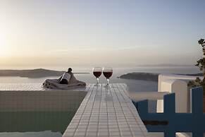 Abyssanto Suites & Spa