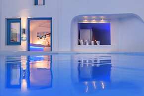 Abyssanto Suites & Spa