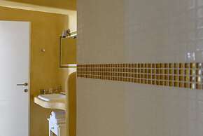 Abyssanto Suites & Spa