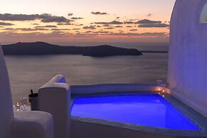 Abyssanto Suites & Spa