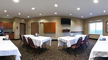 Holiday Inn Express & Suites Sheldon by IHG